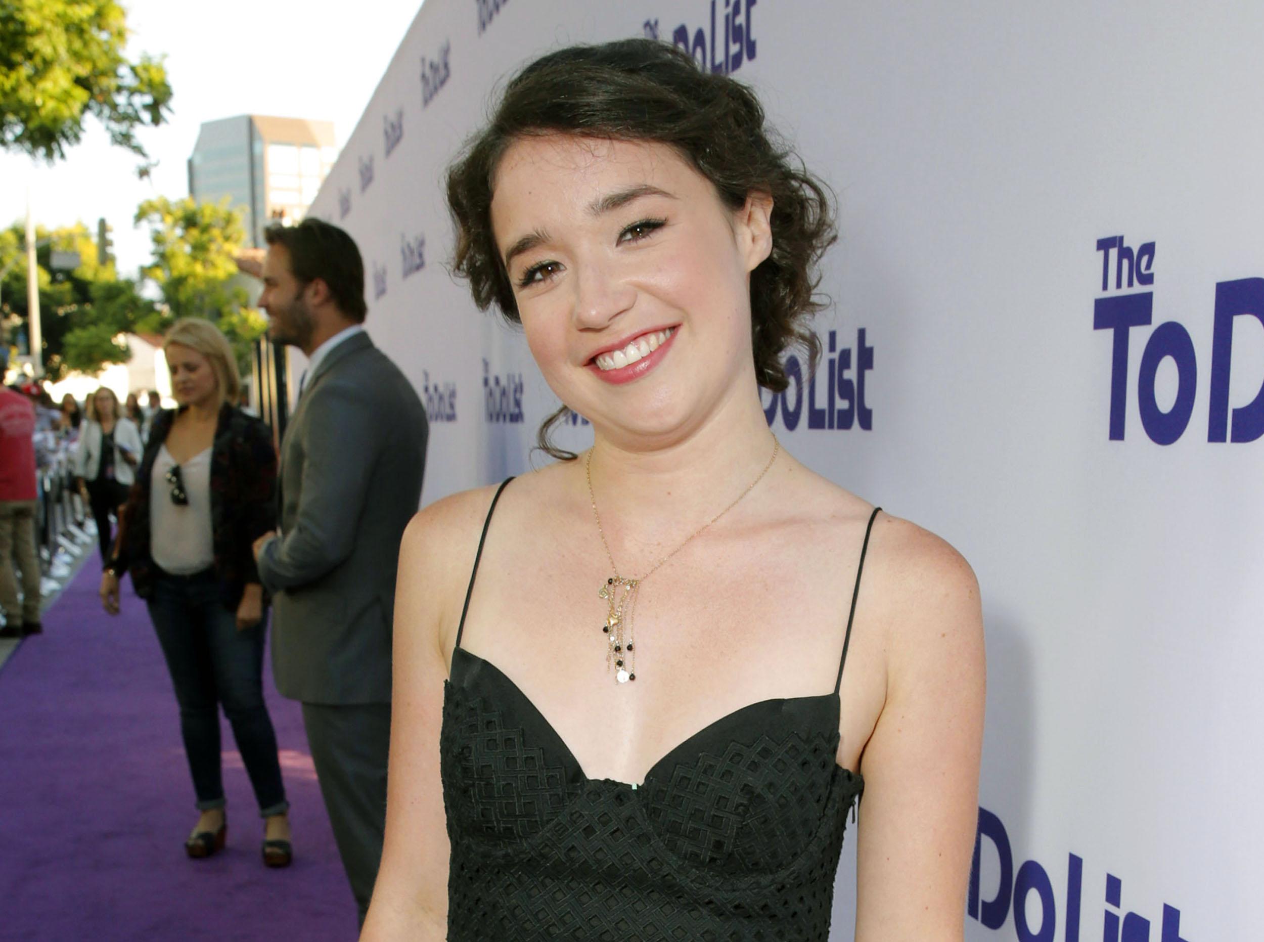 Sarah Steele Wiki Engaged Weight Wedding Wife Partner Married 